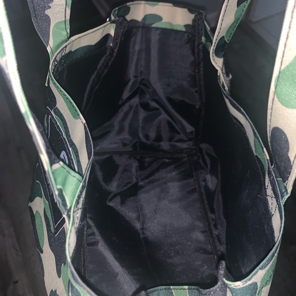 BAPESTA bag/purse, mint condition - Picture 3 of 3
